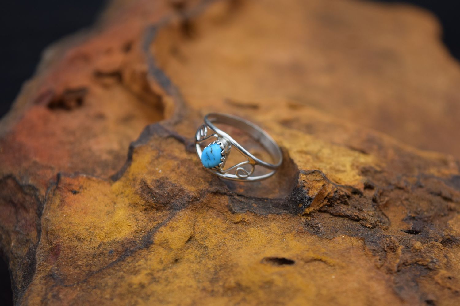 Turquoise &amp; Silver Ring [Size: 6]