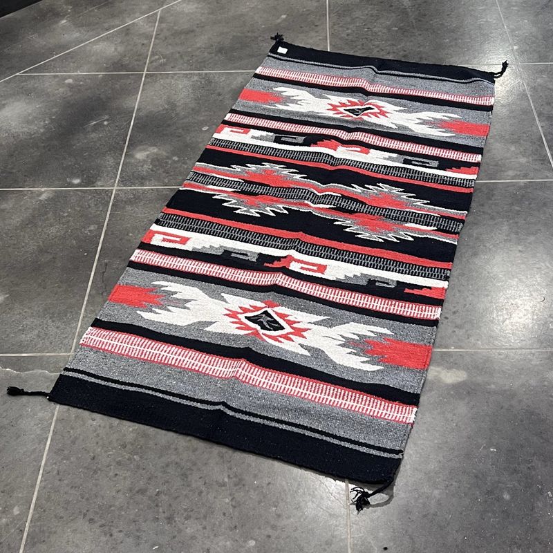 32&quot; X 64&quot; Hacienda Rug [Black/White/Red]
