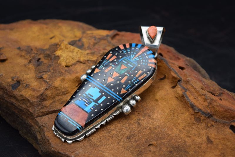 RAY JACK PENDANT