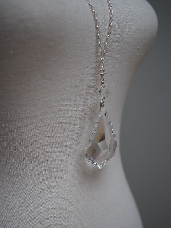 Silberne Halskette mit 50mm crystal-clear Barock und Koppe
