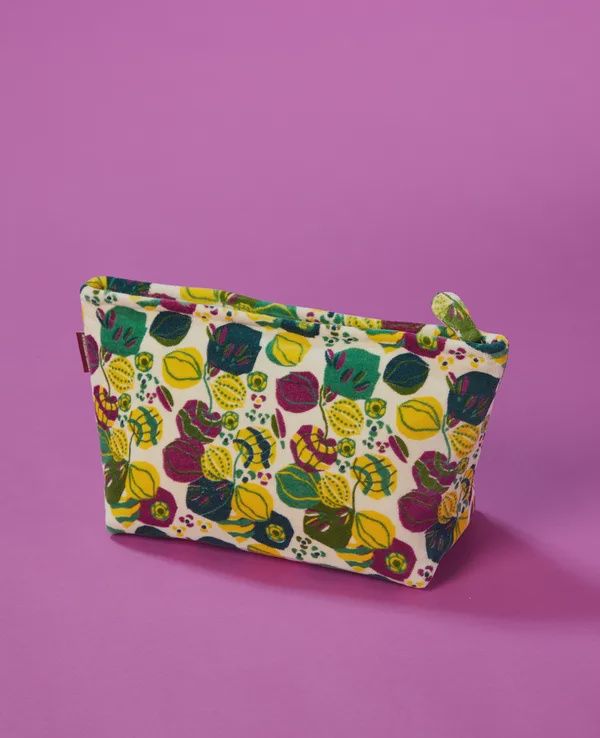 Air 099 XL Velvet Washbag Bloom Sand