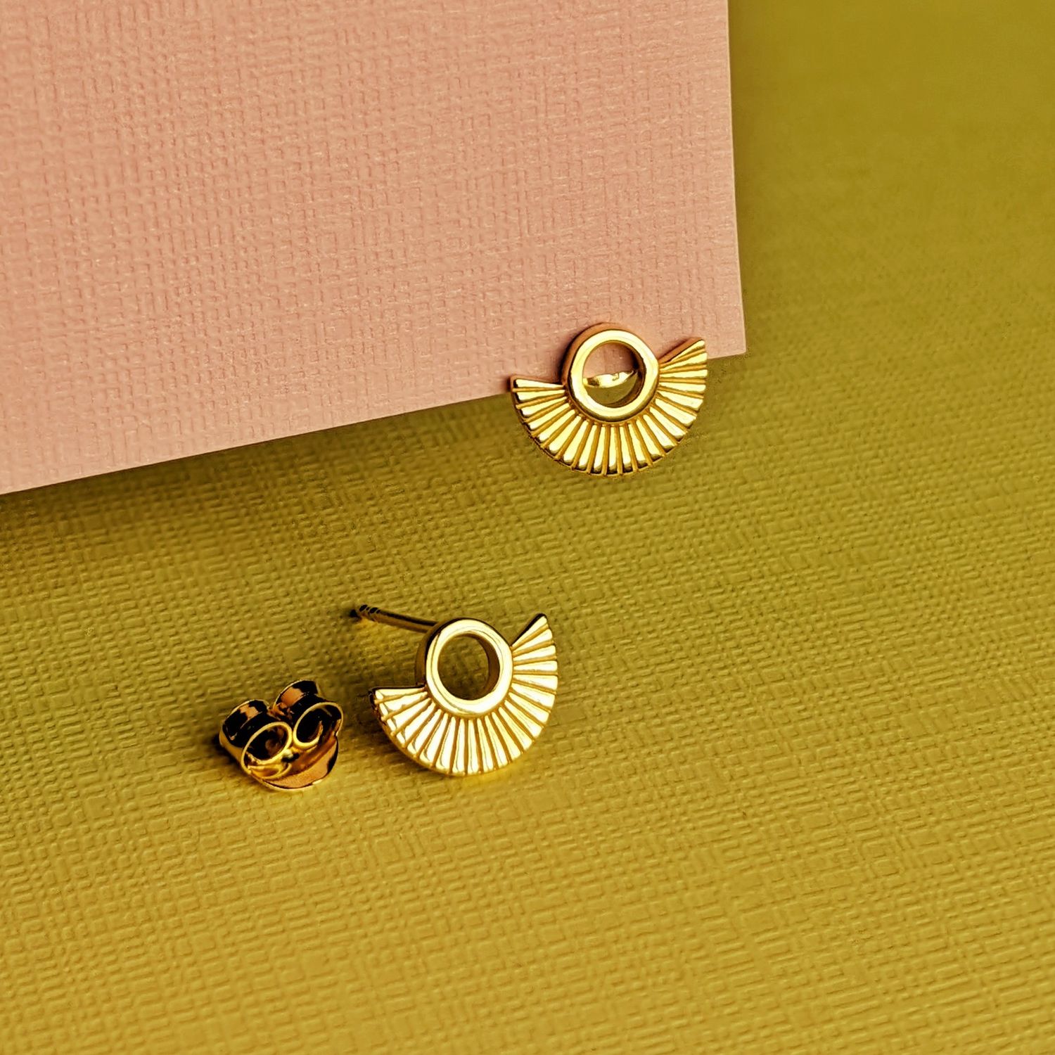 ART DECO FAN STERLING SILVER &amp; GOLD STUD EARRINGS / Nicaragua