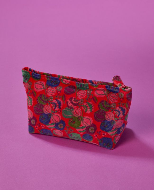 AIR 101 XL Velvet Washbag Bloom Red