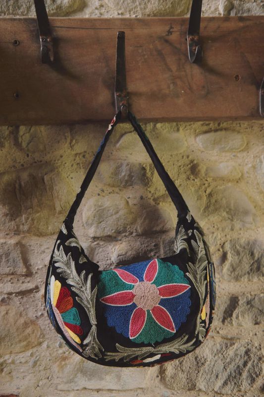 Bag Baguette Embroidered Black