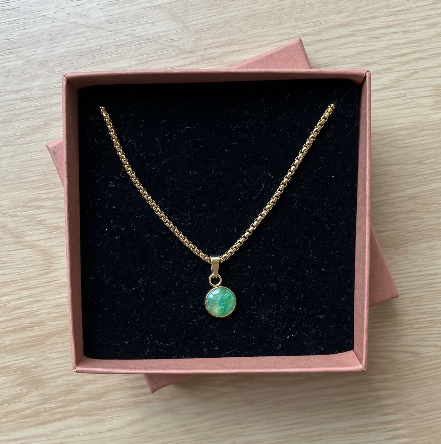 Small Pendant, Colour: Green