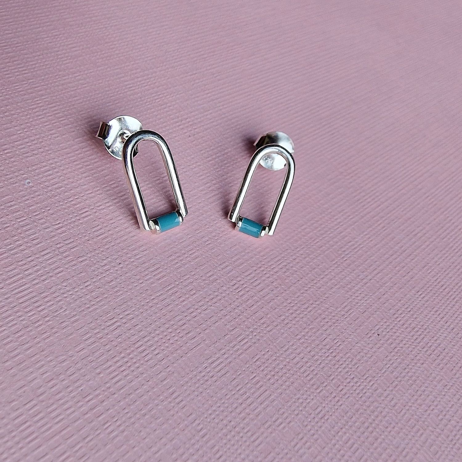 CONTEMPORARY BLUE ENAMEL STERLING SILVER ARCH STUD EARRINGS / Somalia