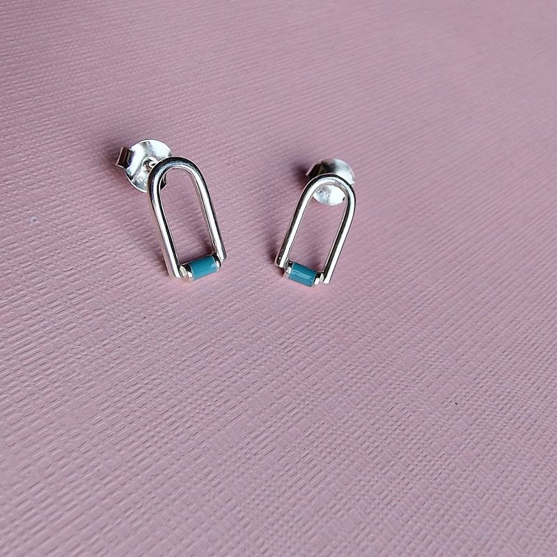 CONTEMPORARY BLUE ENAMEL STERLING SILVER ARCH STUD EARRINGS / Somalia
