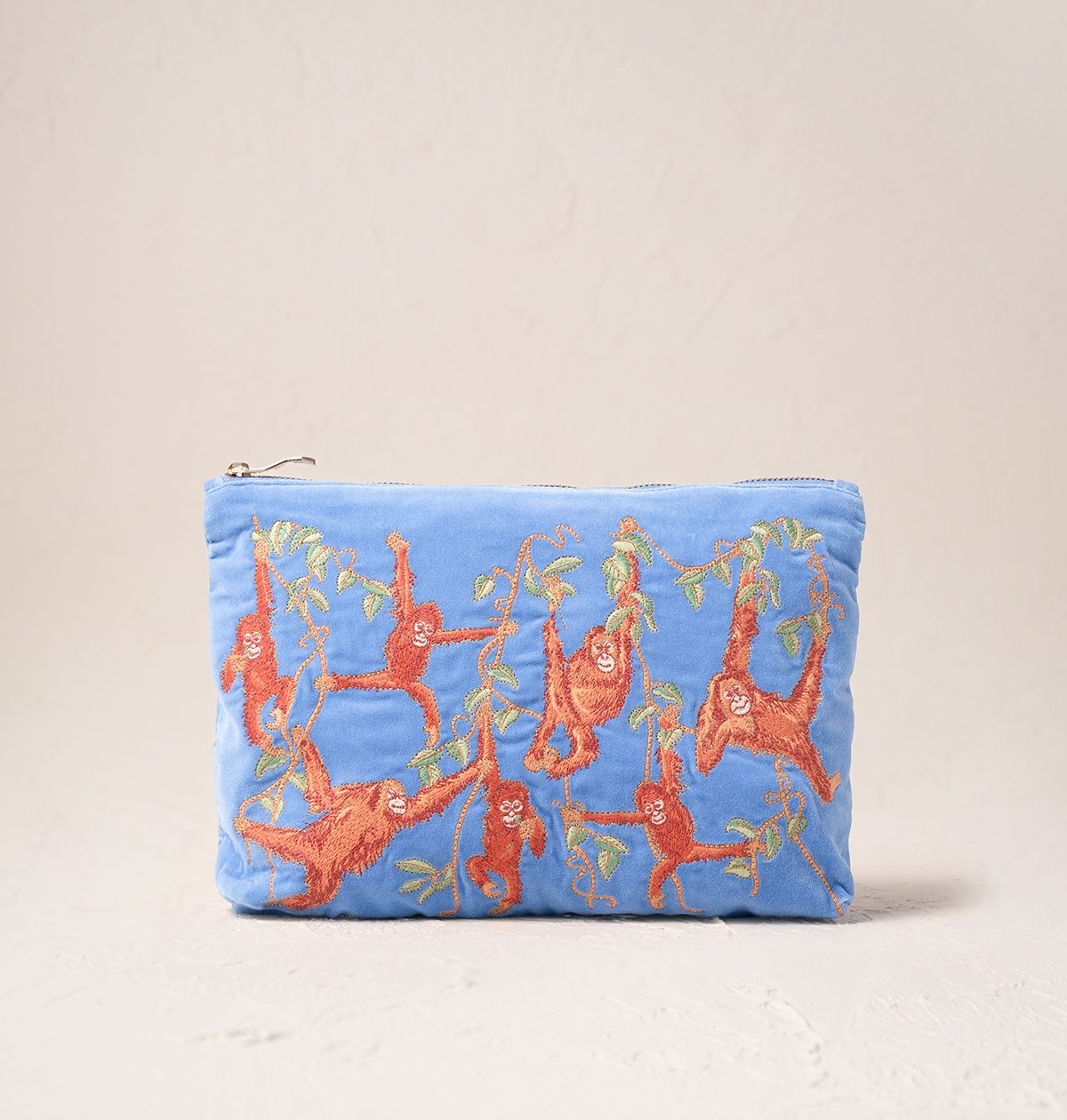 Orangutans Caribbean Blue Velvet Everyday Pouch / 20x30cm