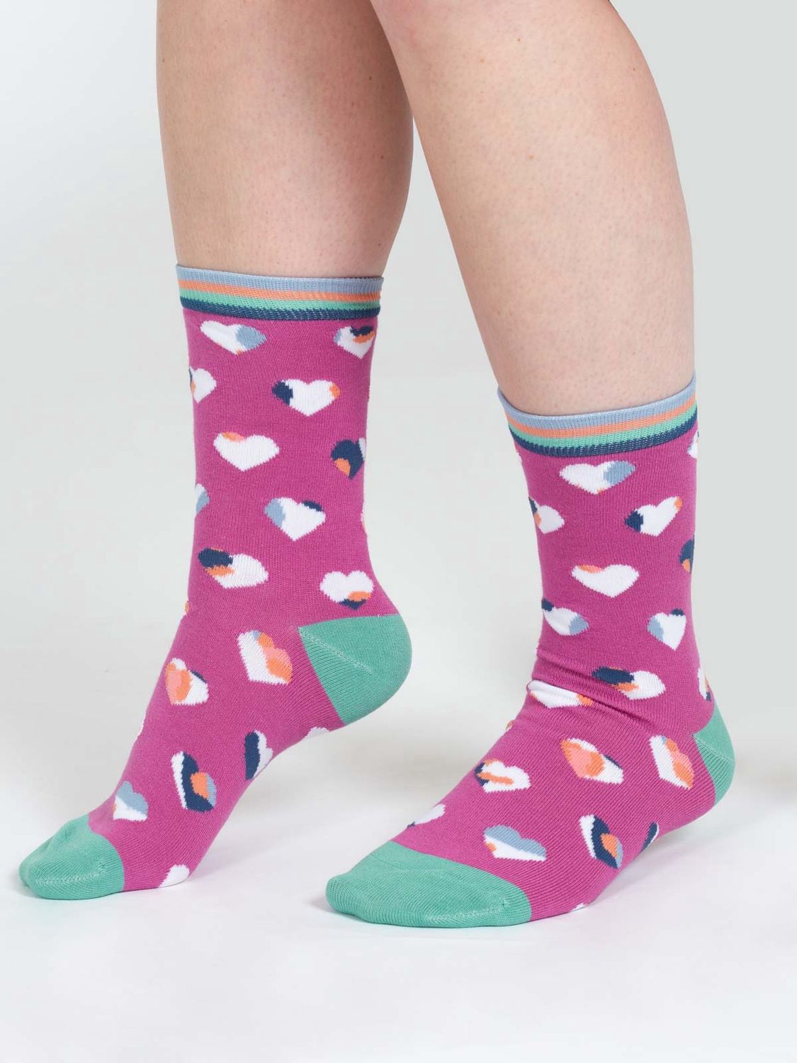 Leopard Heart Bamboo Socks, Colour: Purple