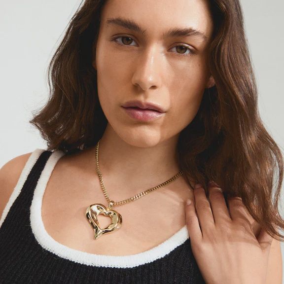 TIDE heart necklace