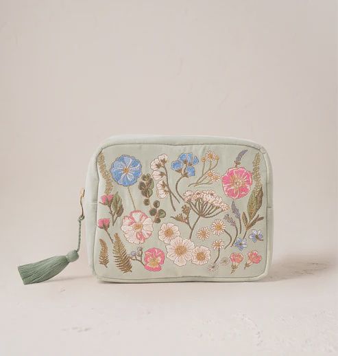 Pressed Flowers Sage Velvet Wash Bag