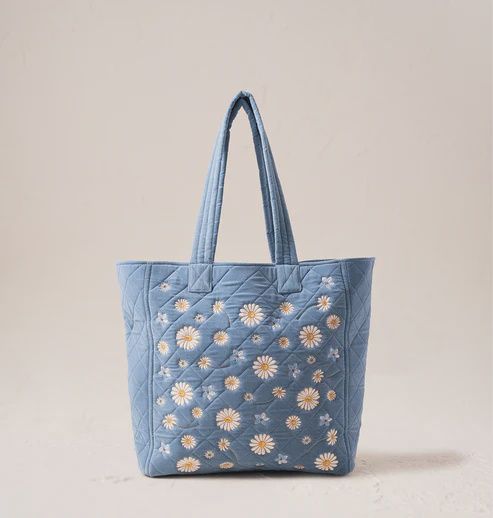 Daisy Dream Tote Bag
