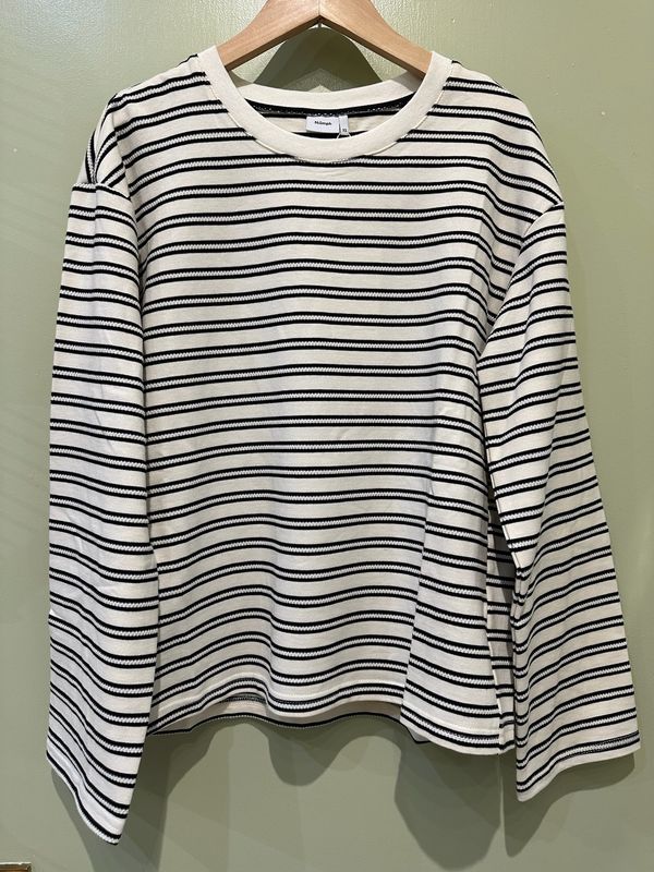 Numacie Sweatshirt