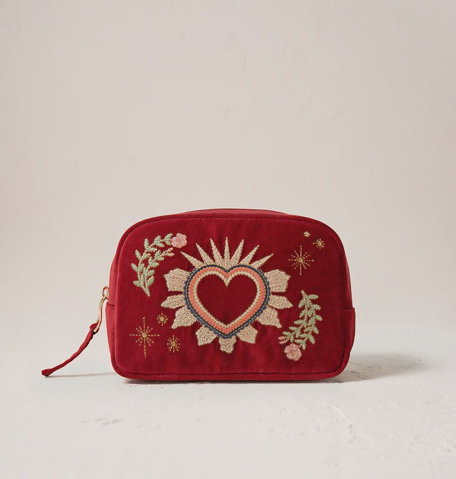 Sacred Heart Makeup Bag Rouge