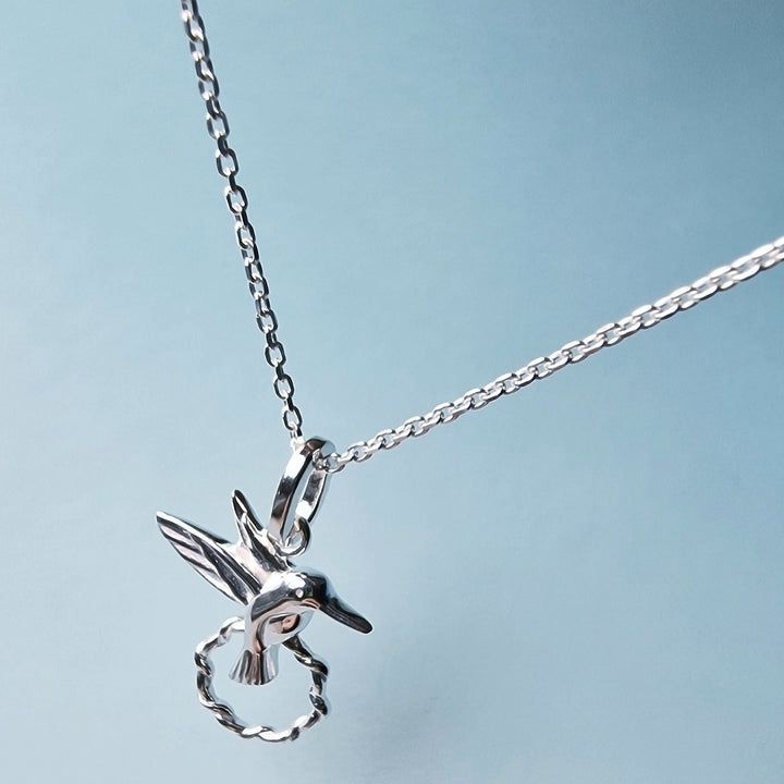 HUMMING BIRD STERLING SILVER CHAIN NECKLACE