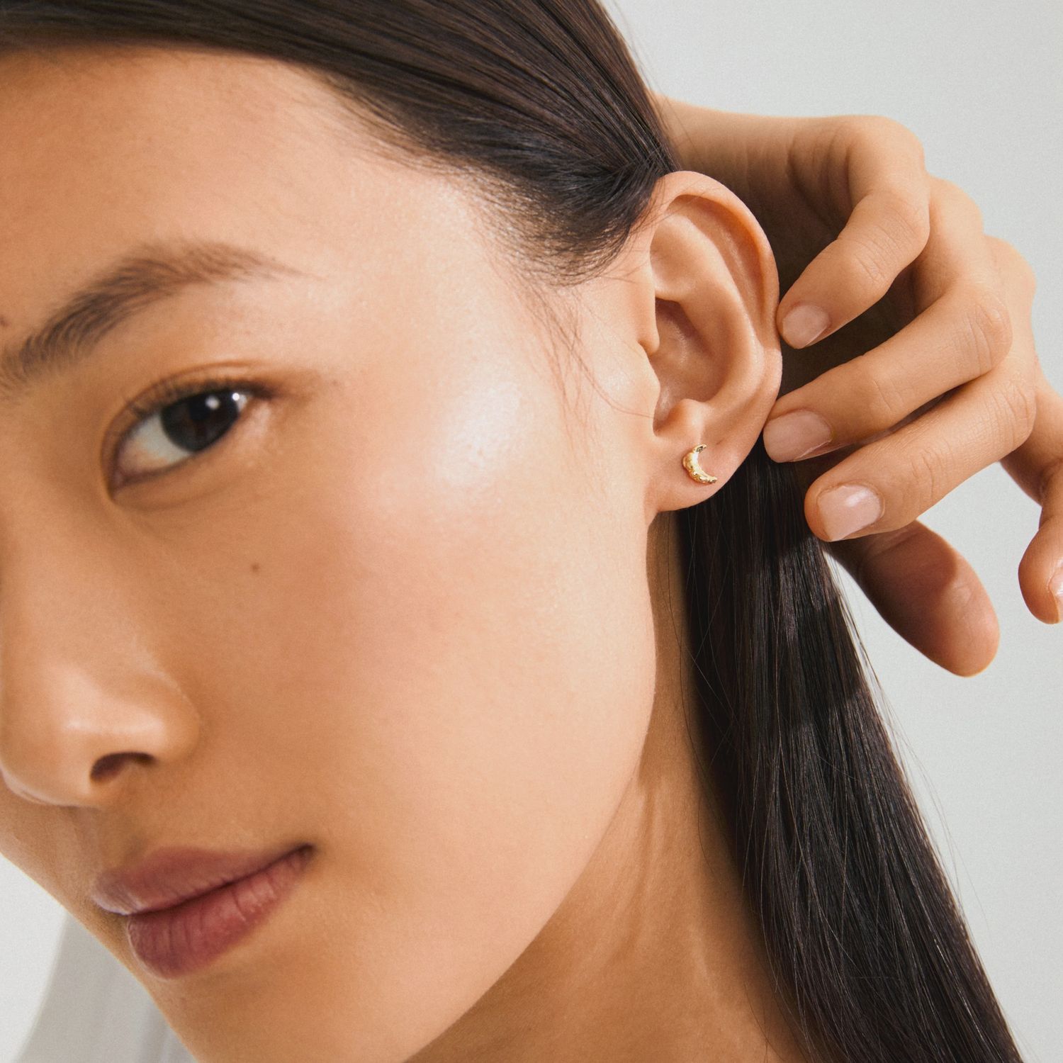 BETWEEN moon earrings gold-plated