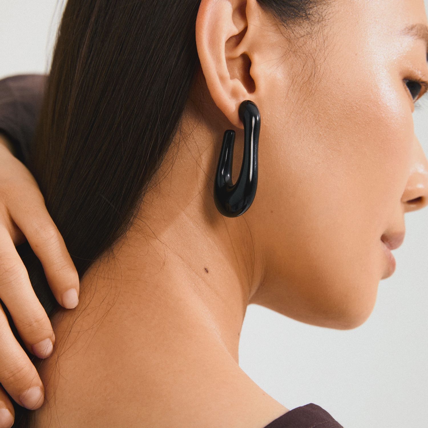 ELIJAH earrings black