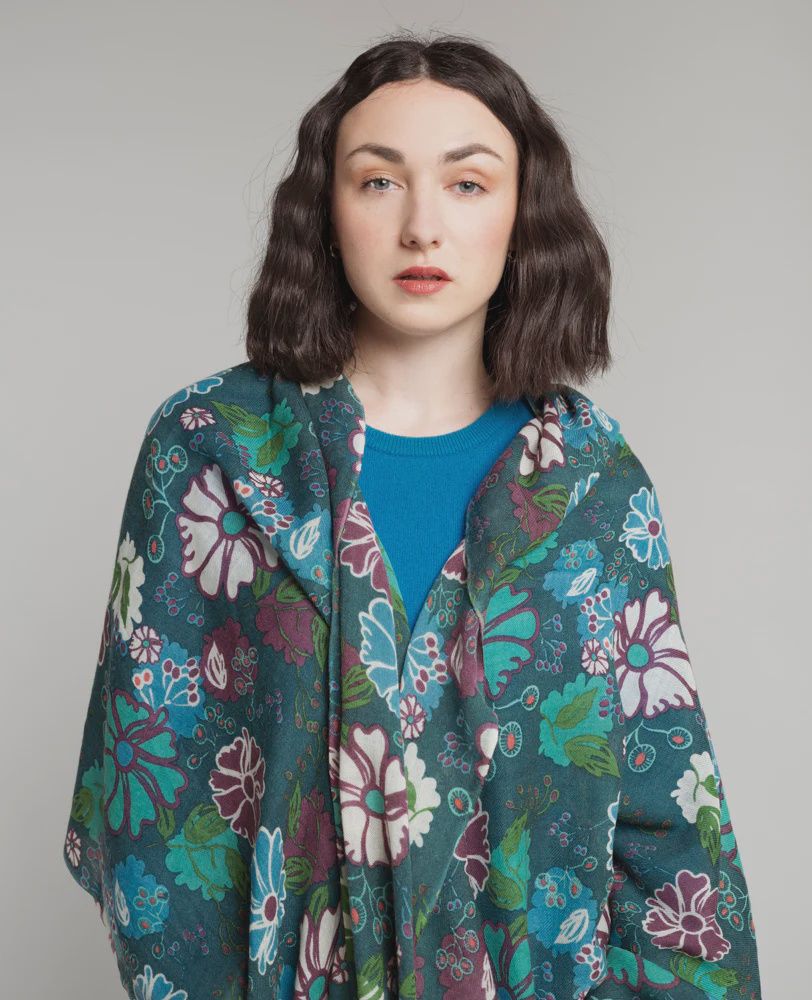 Woolen Scarf, Colour: Wool033 Cosmos Teal