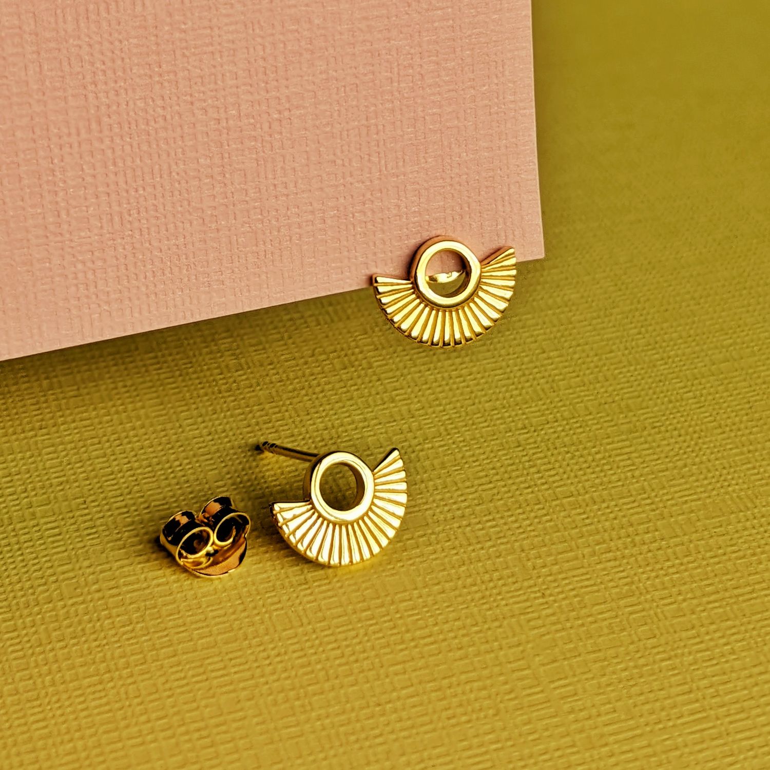 ART DECO FAN STERLING SILVER &amp; GOLD STUD EARRINGS / Nicaragua