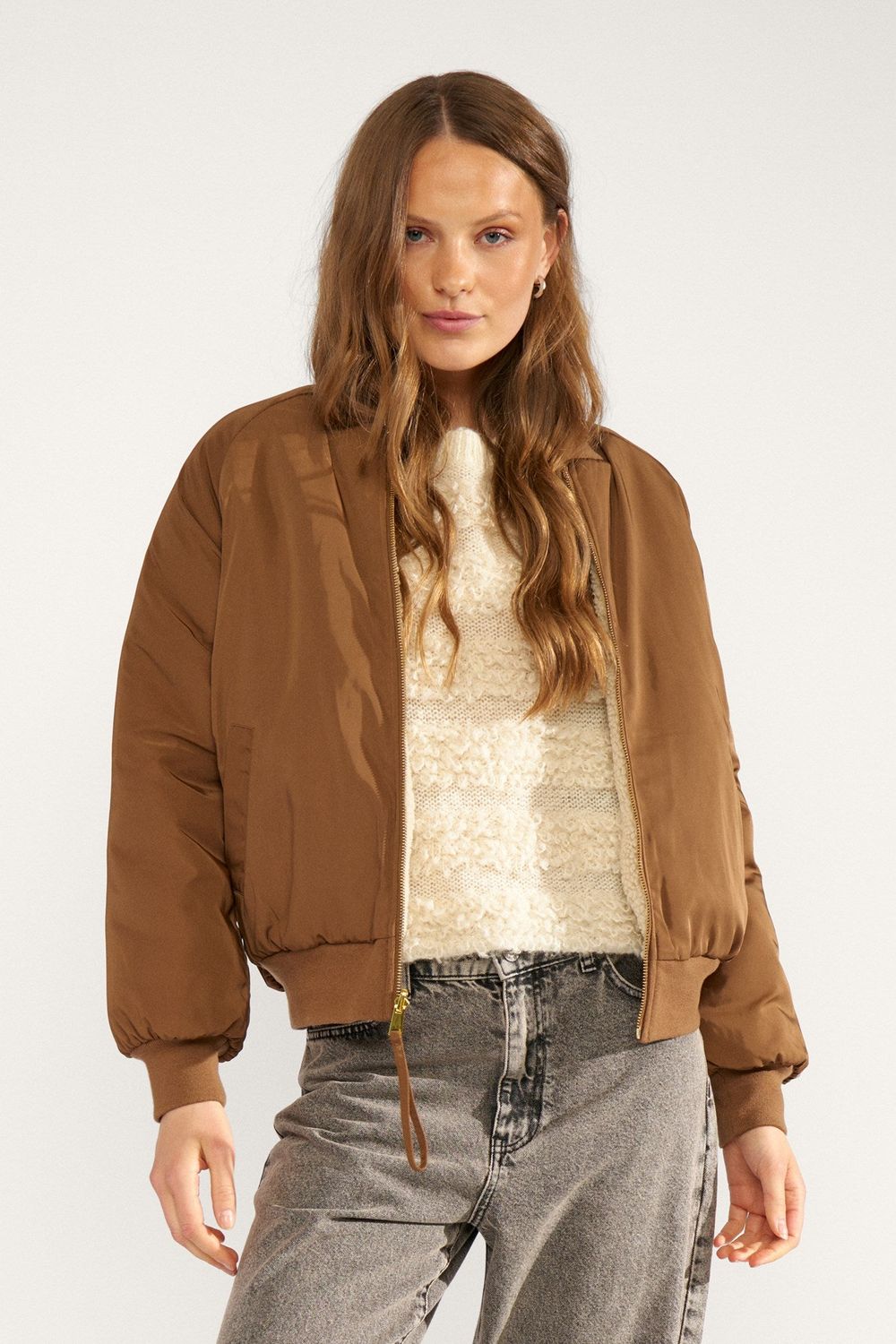NUETERA REVERSABLE JACKET