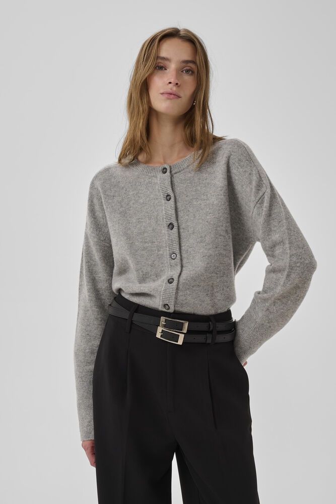 13 THE KNIT CARDIGAN