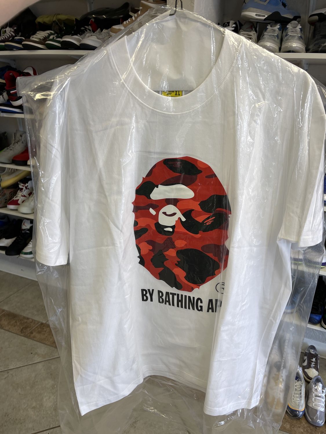 BAPE TEE “RED CAMO”  (XL)  NEW