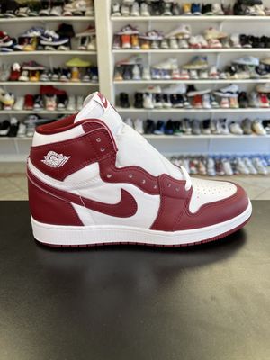 J1 “TEAM RED”  SZ 7Y  NEW/OG ALL