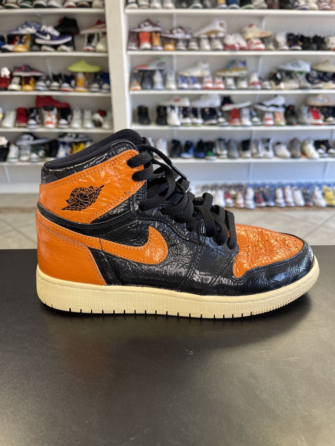 J1 “SHATTERED BACKBOARD”  SZ6Y  USED/NO BOX