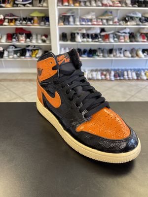 J1 “SHATTERED BACKBOARD”  SZ6Y  USED/NO BOX