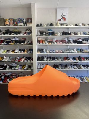 YZY SLIDE “ENFLAME ORANGE”  SZ12  USED/OG ALL