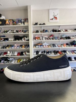 VERSACE “GREY”  (SZ8)  USED/OG ALL