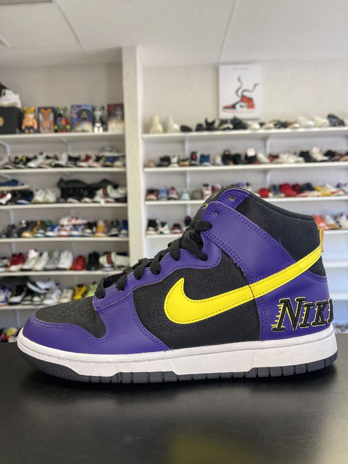 NIKE DUNK HI EMB “LAKERS”  (SZ9)  USED/OG ALL