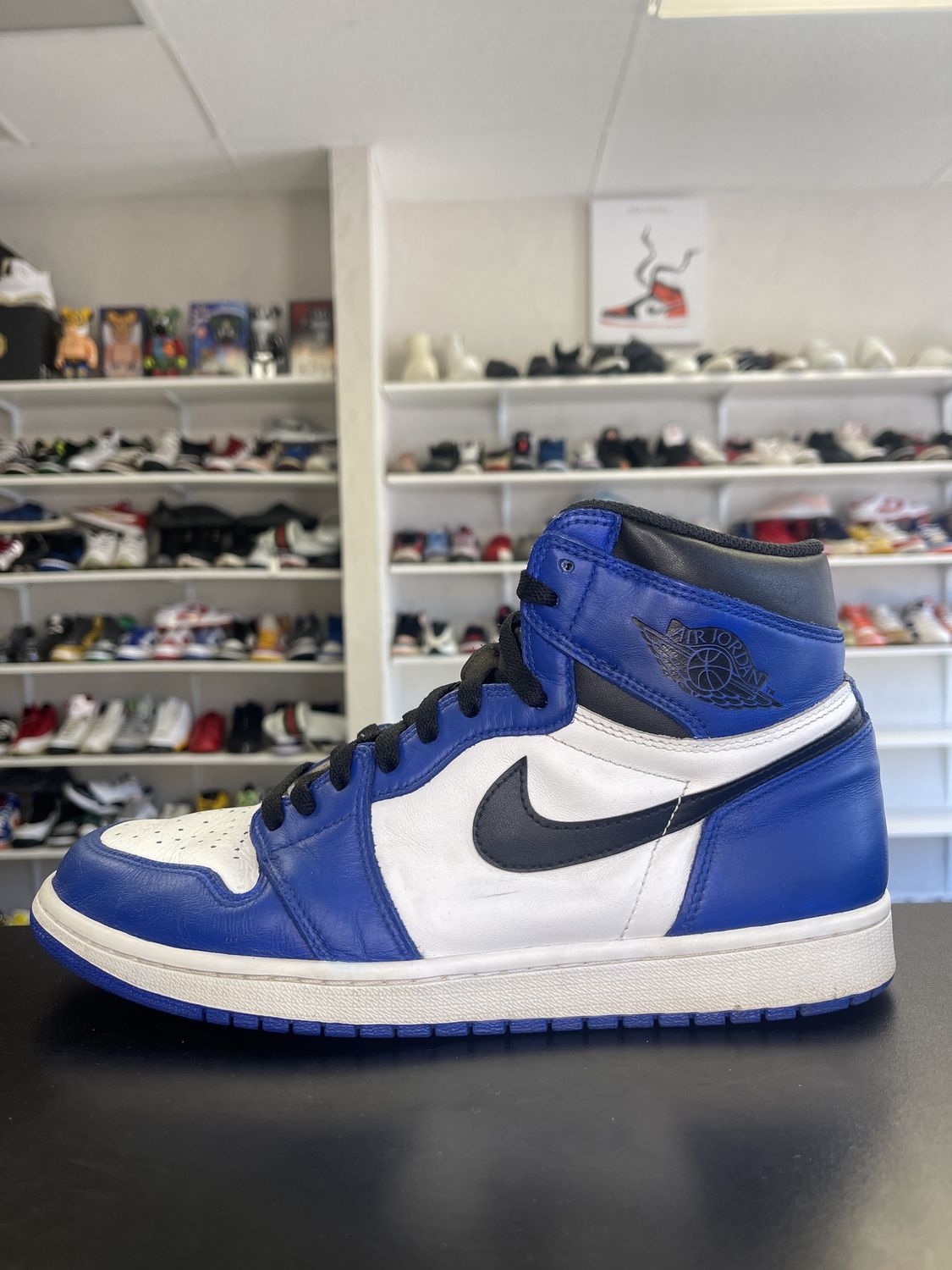 J1 “GAME ROYAL”  (SZ10.5)  USED/NO BOX