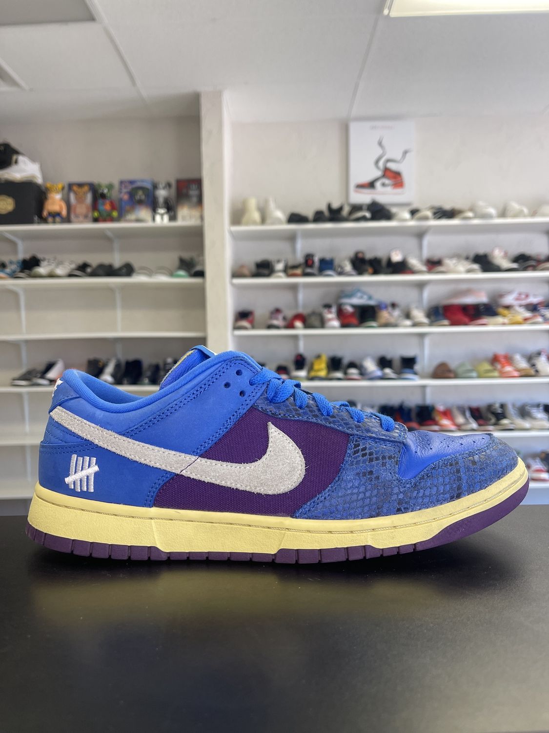 NIKE DUNK x UNDEFEATED “5 ON IT”  (SZ11)  USED/OG BOX
