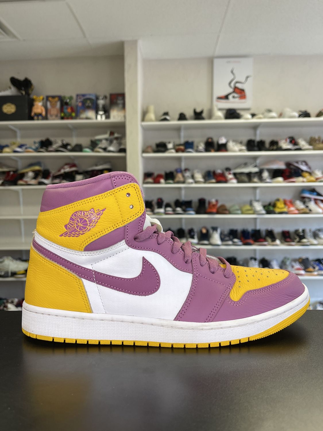 J1 “BROTHEHOOD” (SZ12)  USED/OG BOX