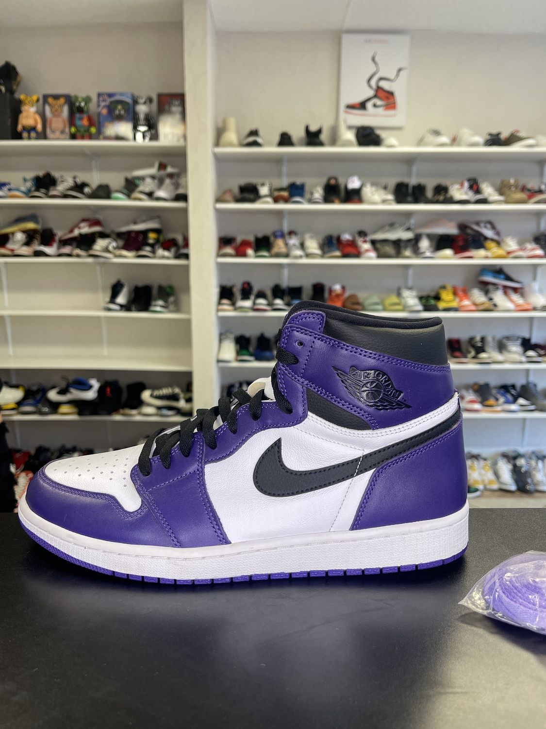 J1 “COURT PURPLE WHITE”  (SZ12)  USED/OG ALL
