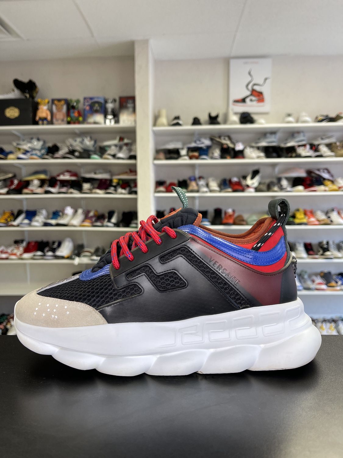 VERSACE CHAIN REACTION “BLUE/RED”  (SZ8)  USED/NO BOX