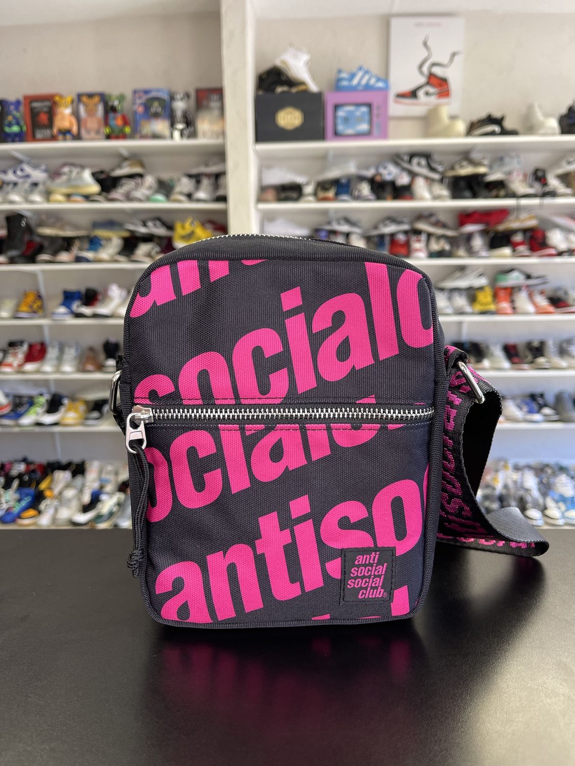 ASSC CROSSBODY BAG “BLK/PINK”  NEW
