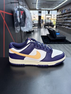 NIKE DUNK “FROM NIKE TO YOU”  (SZ 9)  NEW/OG ALL