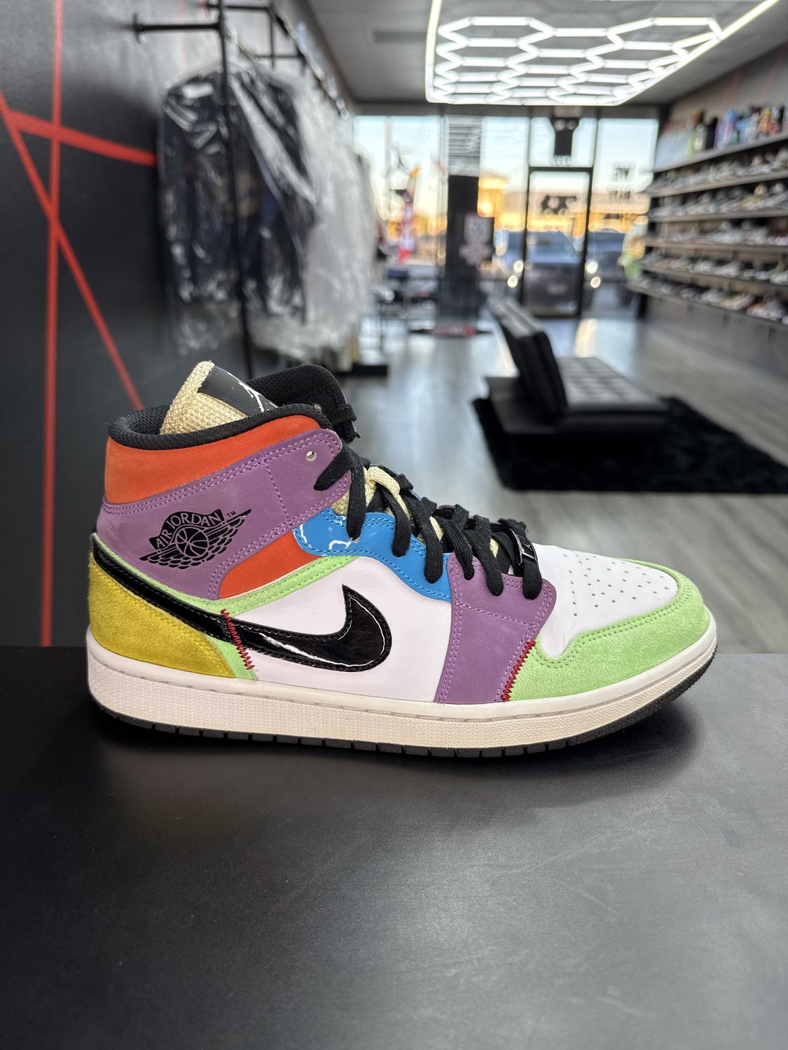J1 MID “MULTI-COLOR”  (SZ 10.5W 9M)  USED/OG ALL