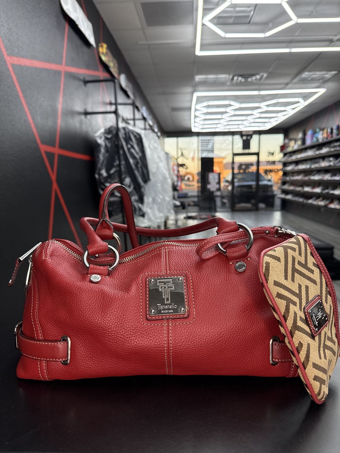 TIGNANELLO PURSE SET “RED”  USED