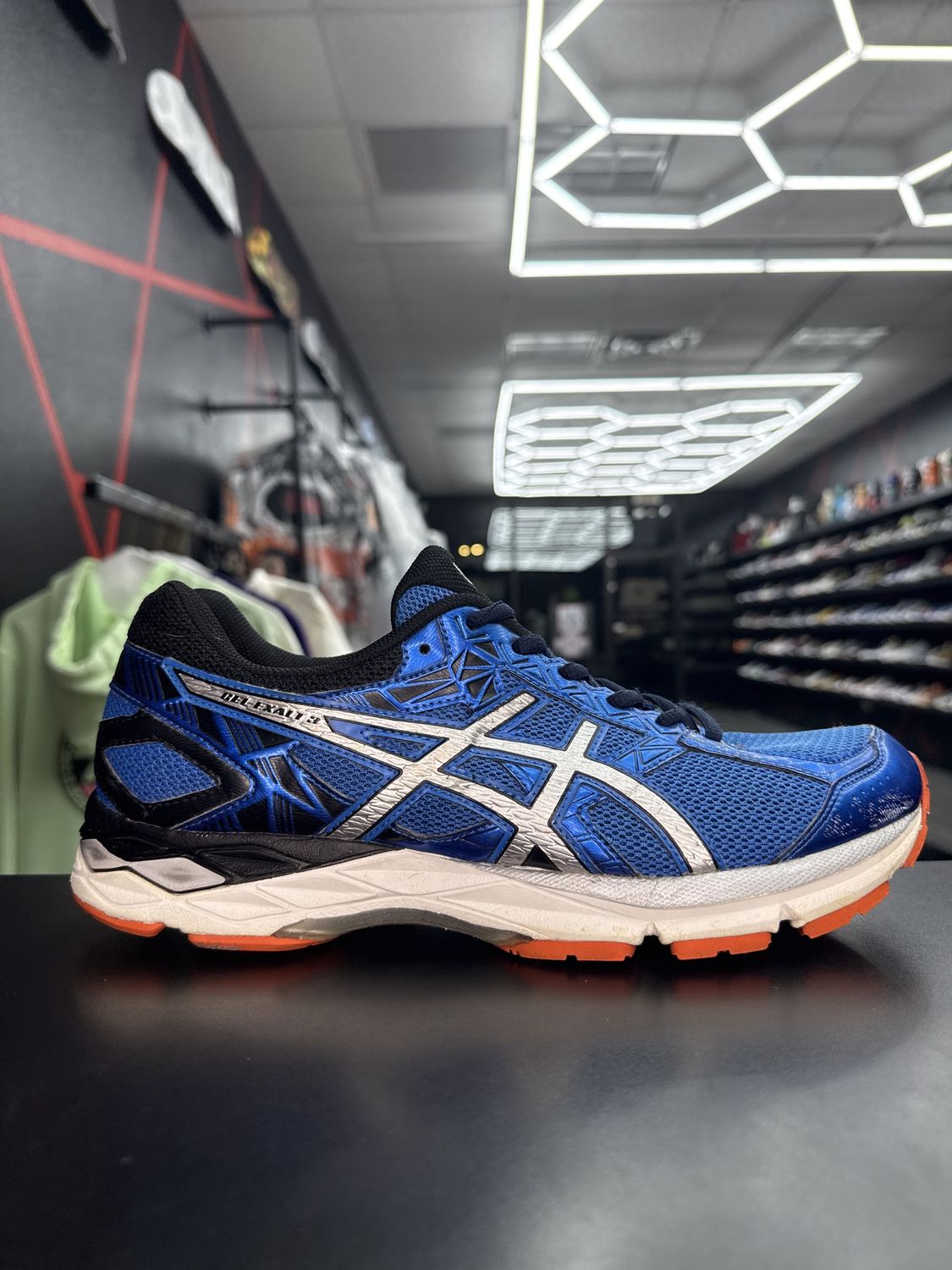 ASICS “BLUE”  (SZ 9.5)  USED/NO BOX