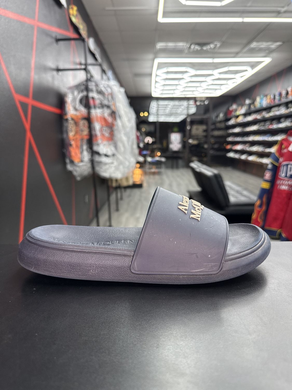 ALEXANDER MCQUEEN SLIDES “NAVY”  (SZ 7) USED/NO BOX