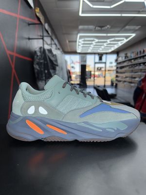 YZY 700 “FADED AZURE”  (SZ 11)  USED/OG BOX (DAMAGED)