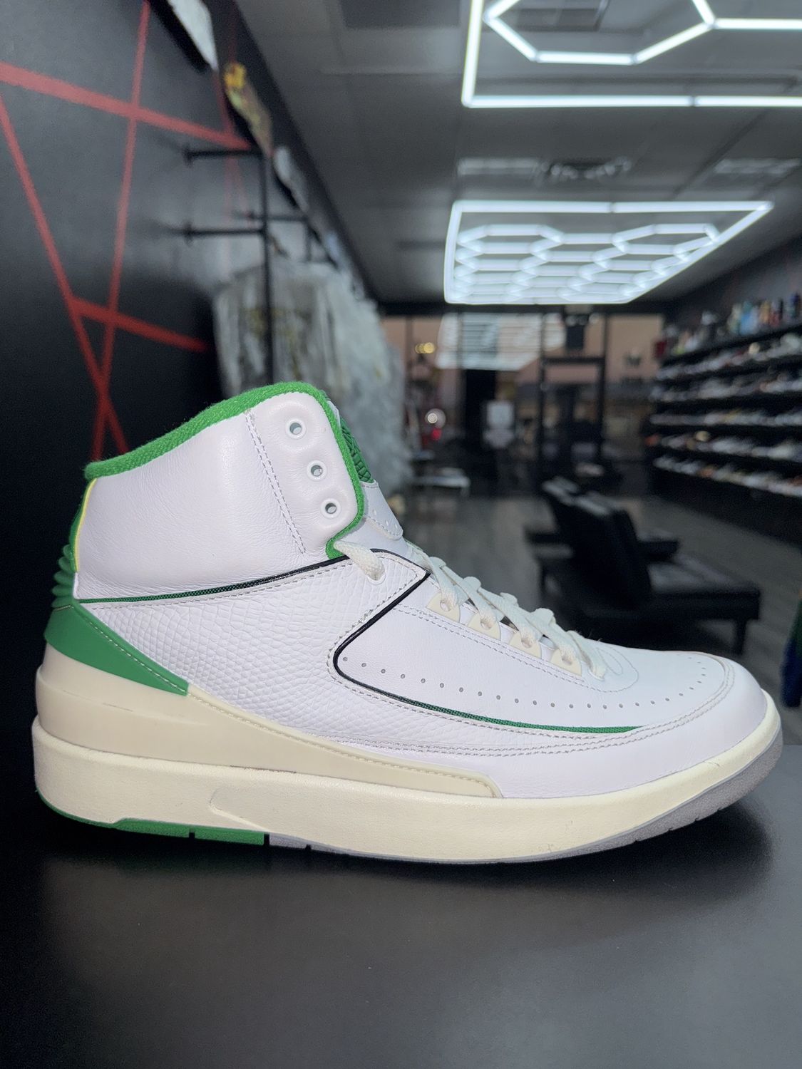 J2 “LUCKY GRN”  (SZ 11.5)  USED/NO BOX