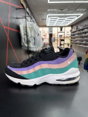 NIKE AIR MAX 95 “HAVE A NIKE DAY”  (SZ 6.5y)  USED/OG BOX