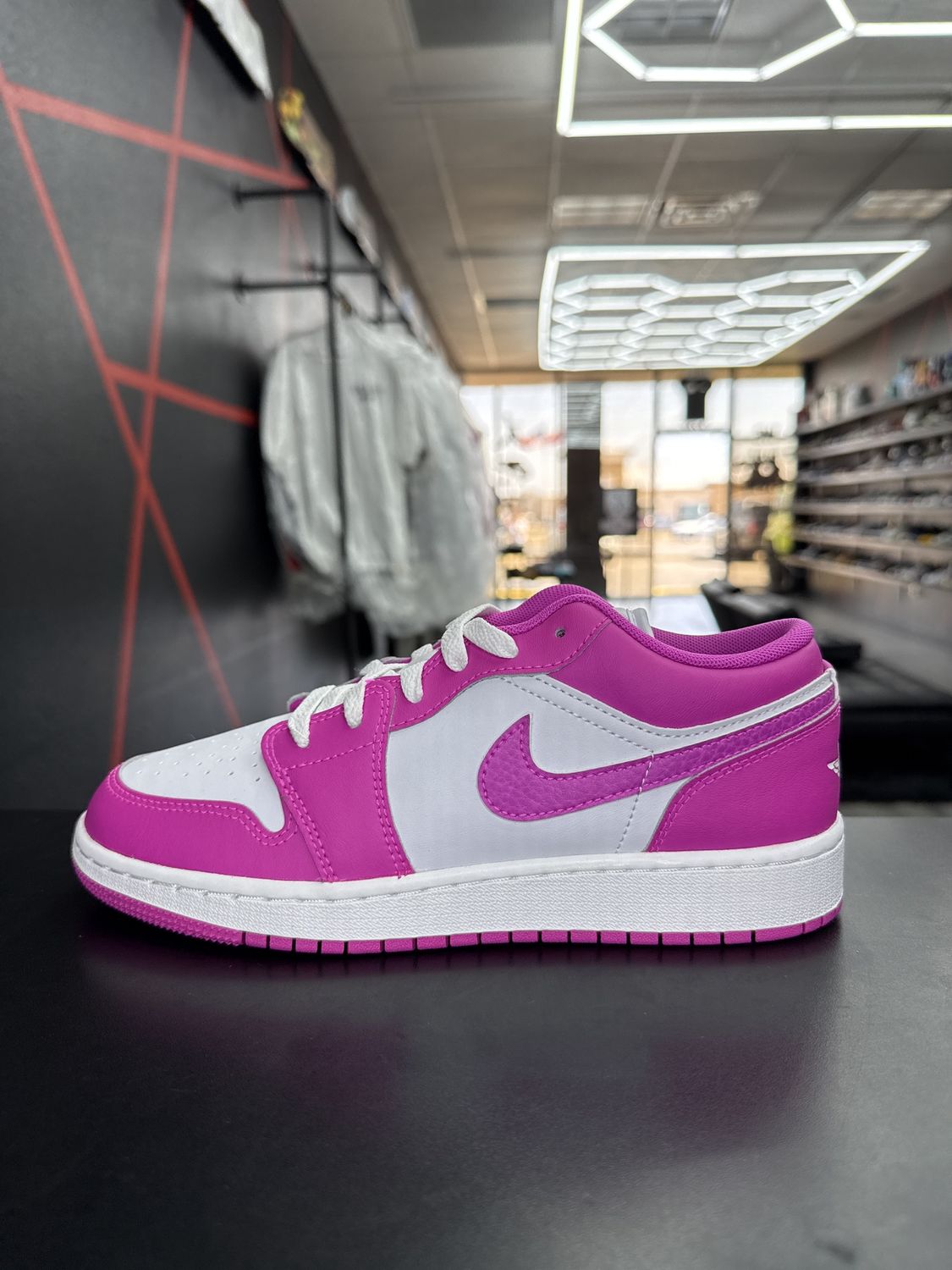 J1 LOW “FIRE PINK”  (SZ 5.5y)  NEW/OG ALL