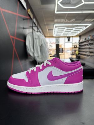 J1 LOW “FIRE PINK”  (SZ 5.5y)  NEW/OG ALL