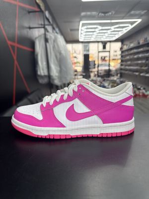 NIKE DUNK “LASER FUCHSIA”  (SZ 4.5Y)  NEW/OG ALL