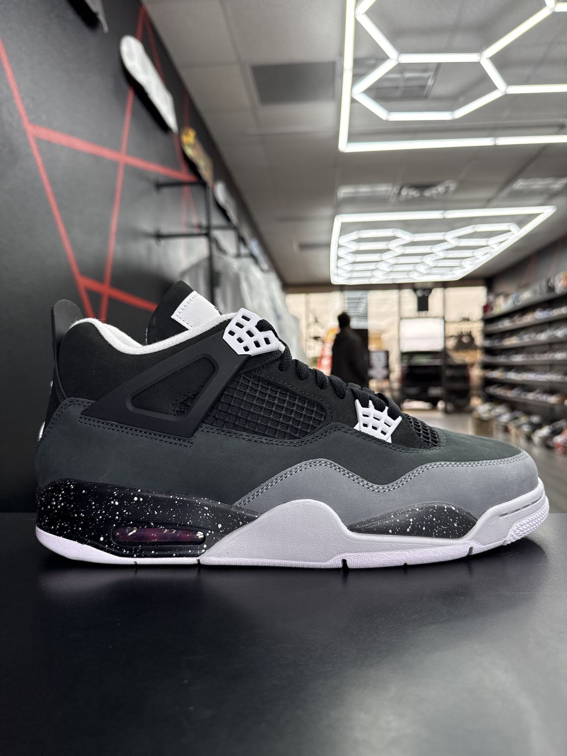 J4 “FEARLESS”  (SZ 11.5) NEW/OG ALL